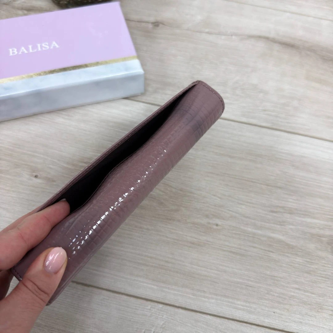 Жіночий гаманець кольору пильна троянда з натуральної лакової шкіри