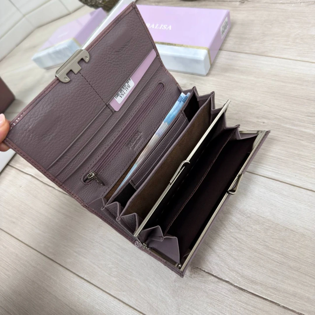 Жіночий гаманець кольору пильна троянда з натуральної лакової шкіри