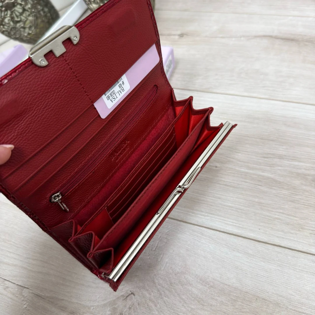 Яскравий червоний жіночий гаманець із натуральної лакової шкіри