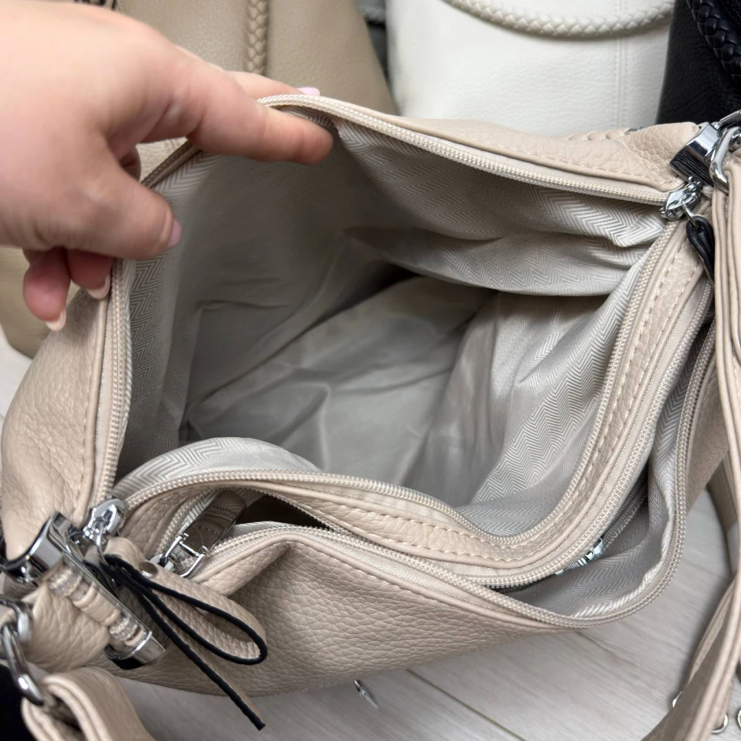 Бежева жіноча сумка-мішок А4 з екошкіри з трьома варіантами ручок