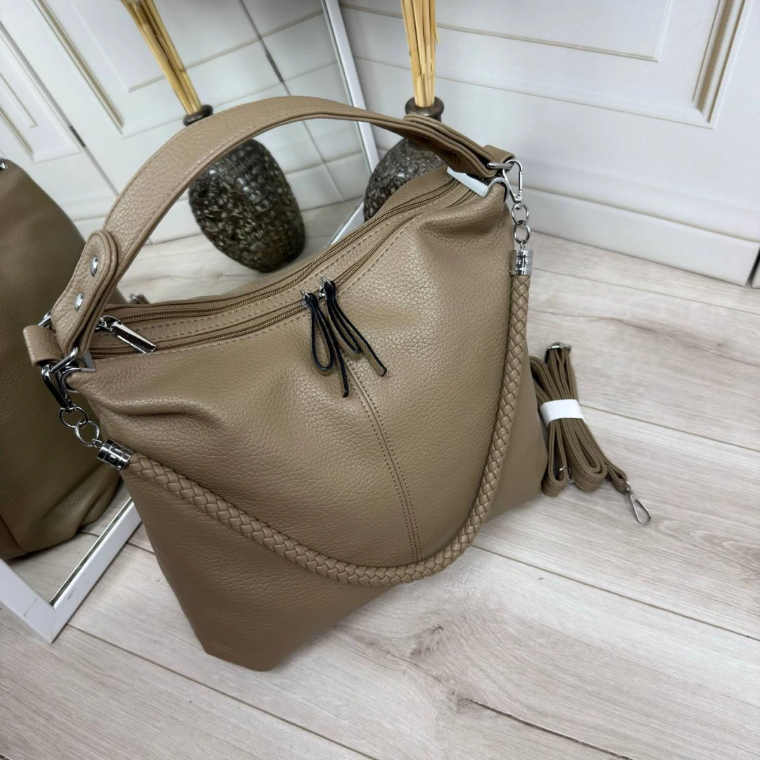 Жіноча сумка-мішок А4 кольору мокко з екошкіри через плече