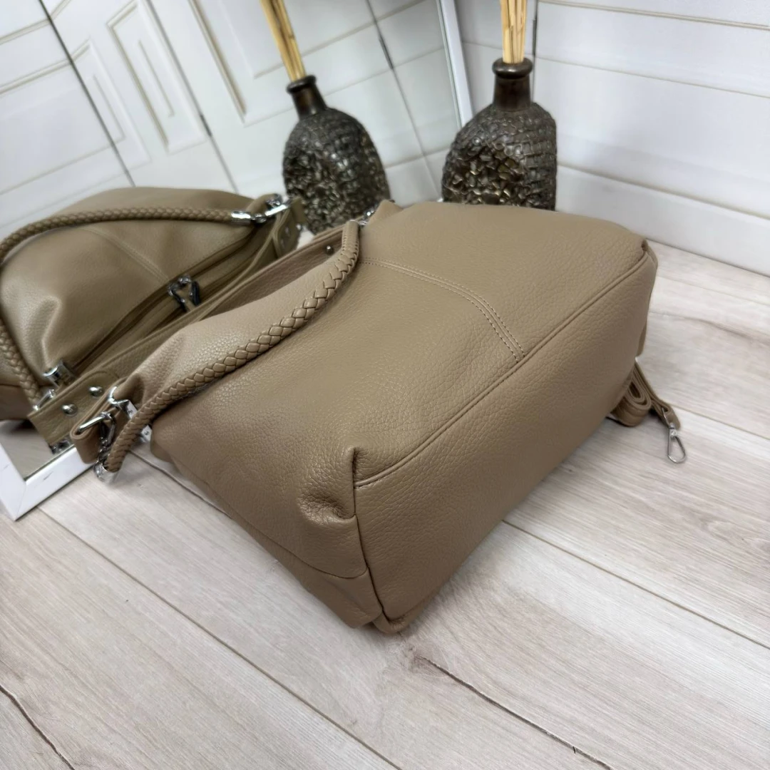 Жіноча сумка-мішок А4 кольору мокко з екошкіри через плече