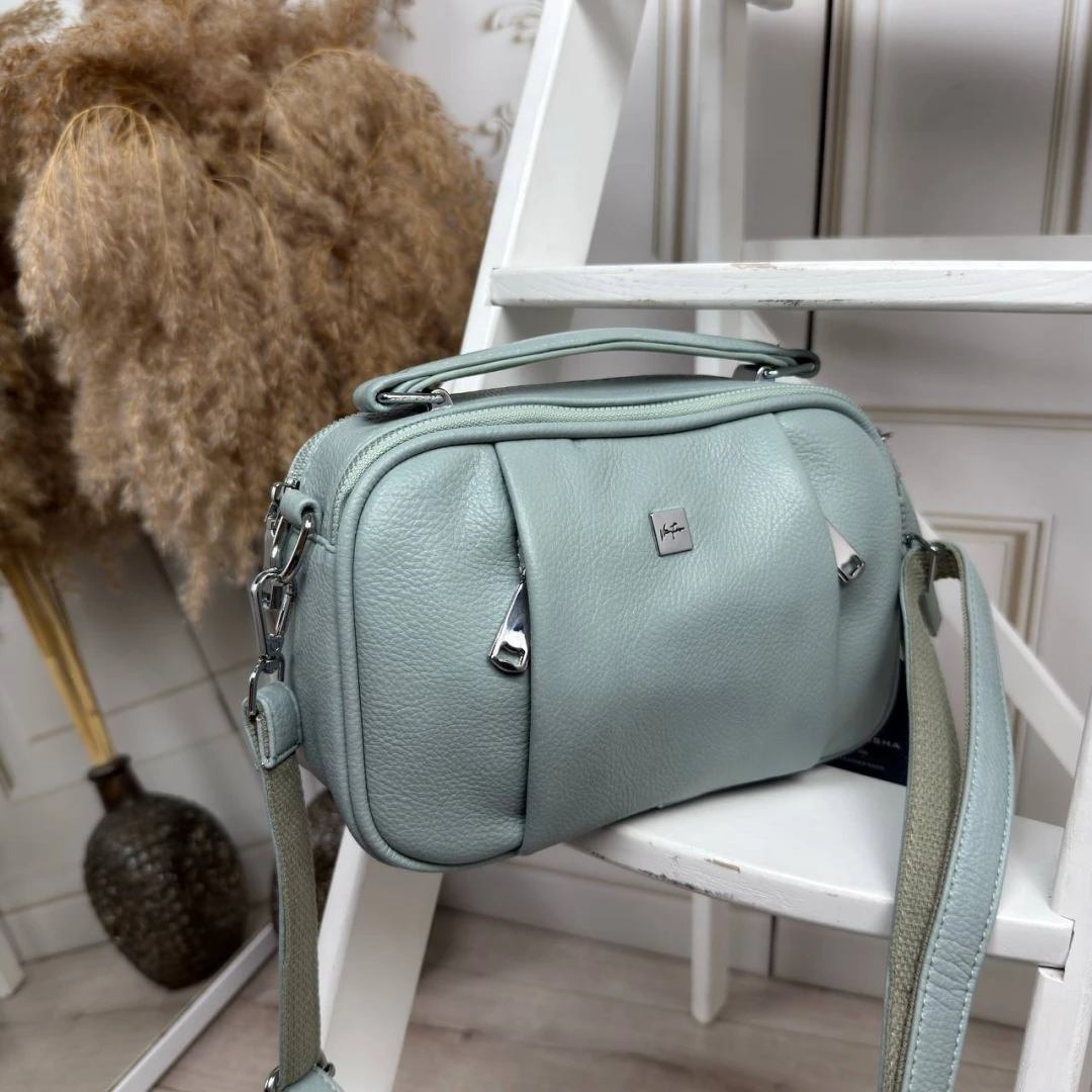 Жіноча сумка через плече кольору фісташка з екошкіри