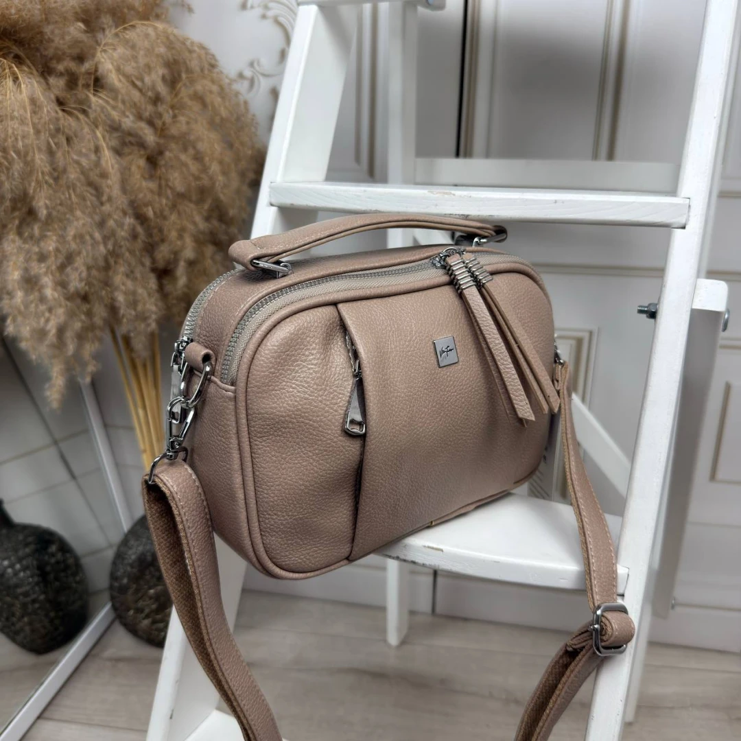 Жіноча сумка через плече кольору капучіно з екошкіри (2 відділення)