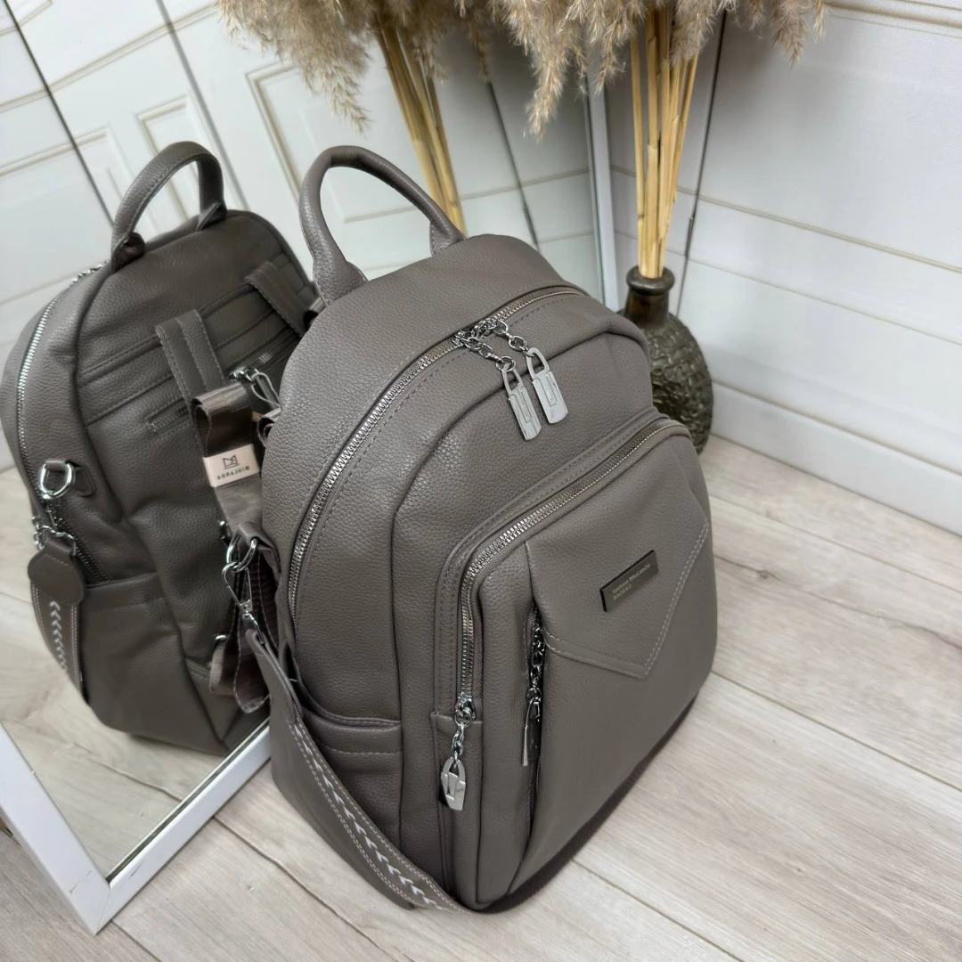 Коричнева жіноча сумка-рюкзак А4 із екошкіри з текстильним ременем