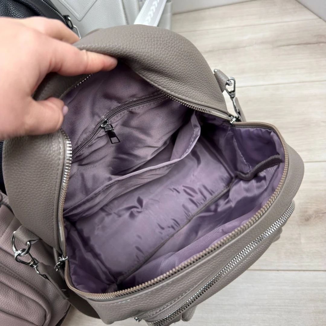 Коричнева жіноча сумка-рюкзак А4 із екошкіри з текстильним ременем