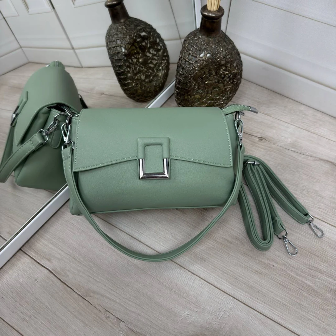 Фісташкова жіноча сумка через плече з екошкіри (три відділення)