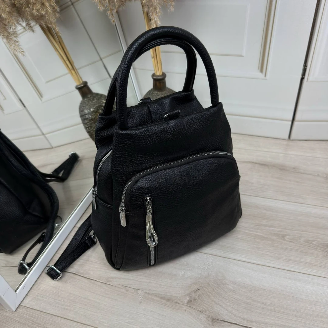 Чорна жіноча сумка-рюкзак із екошкіри трансформер на блискавці