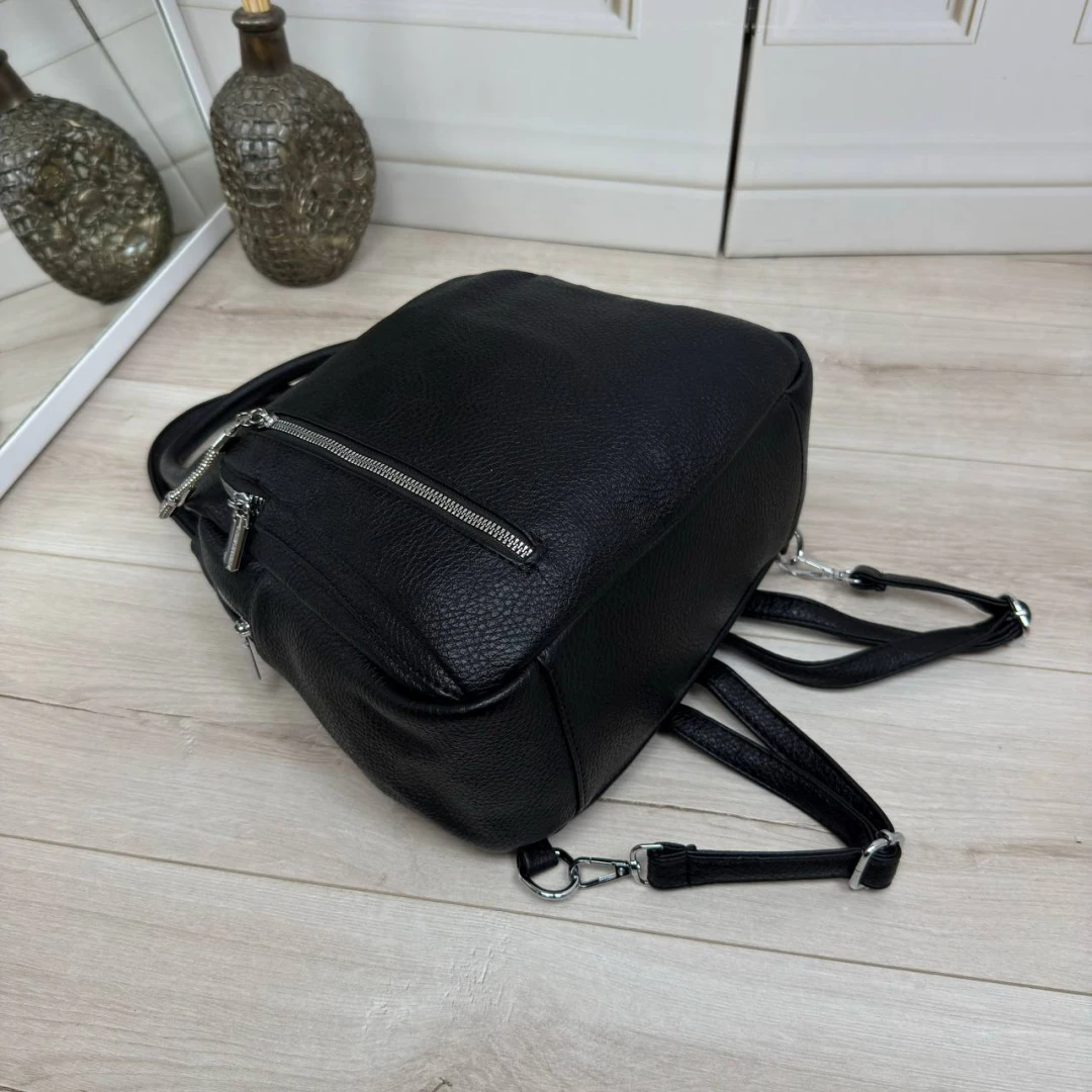 Чорна жіноча сумка-рюкзак із екошкіри трансформер на блискавці