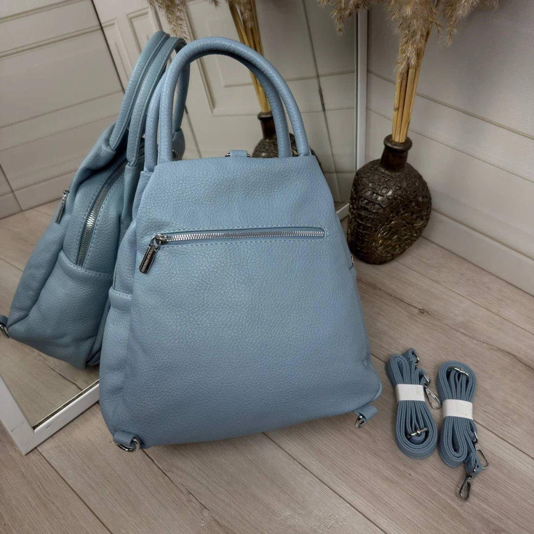Блакитна жіноча сумка-рюкзак із екошкіри міського стилю