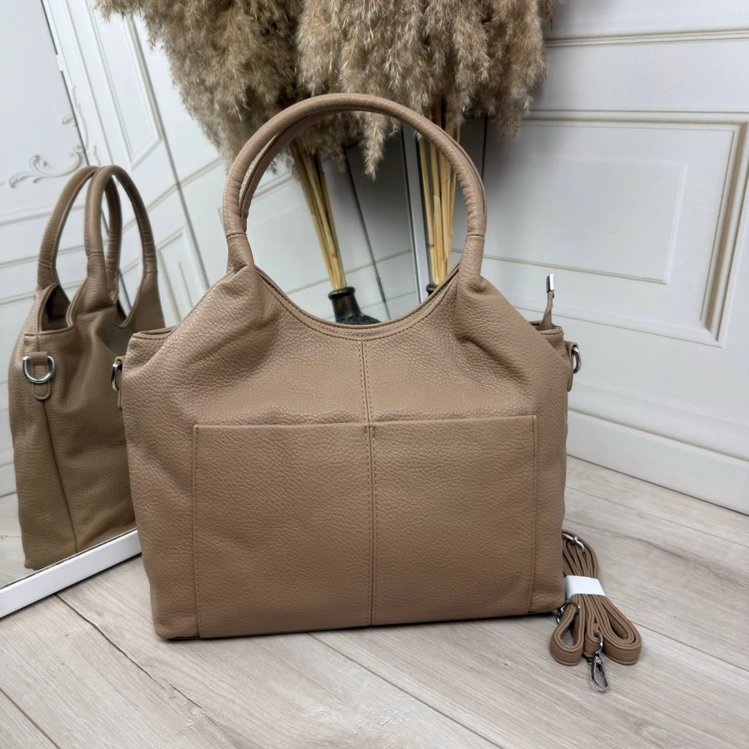 Жіноча сумка мішок кольору темний беж А4 із м'якої екошкіри