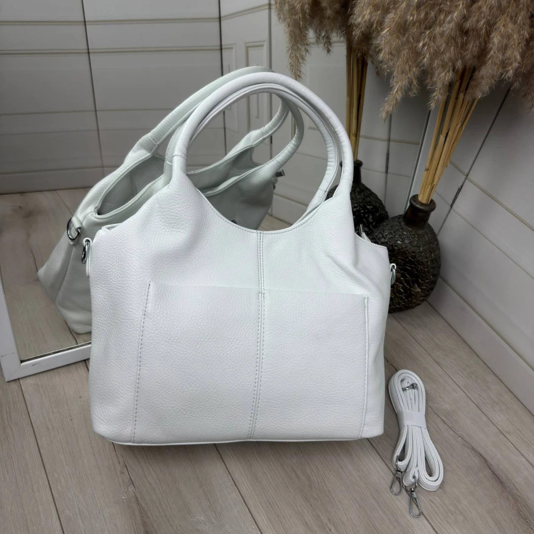 Біла жіноча сумка мішок А4 із екошкіри — стильний шоппер на плече