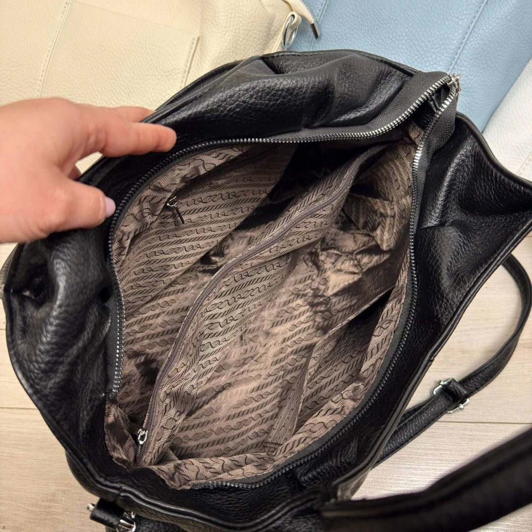 Чорна жіноча сумка мішок А4 із м'якої екошкіри — базова модель