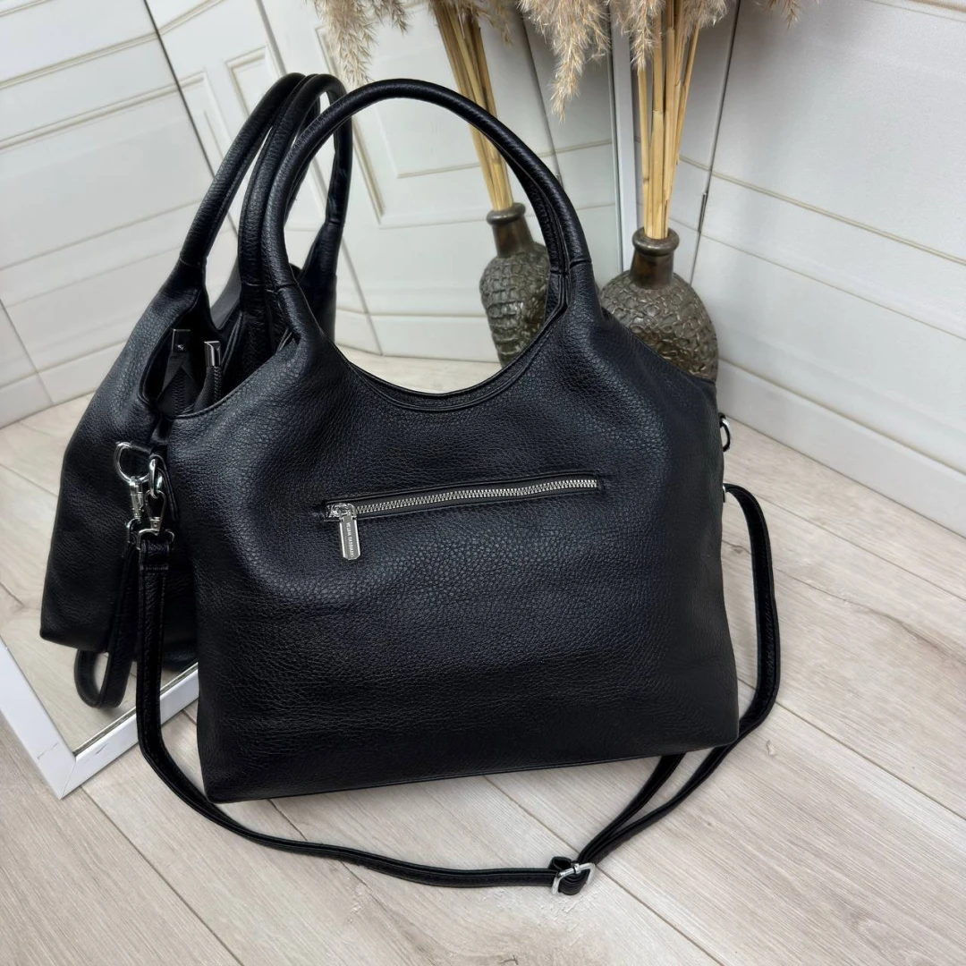 Чорна жіноча сумка мішок А4 із м'якої екошкіри — базова модель