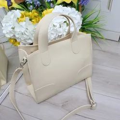 Жіноча сумка беж класична еко-шкіра