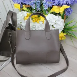 Жіноча сумка капучино класична з еко-шкіри