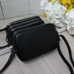 Жіноча сумка крос-боді чорна компактна 