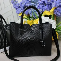 Жіноча сумка через плече для офісу