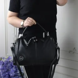 Жіноча чорна сумка з екошкіри