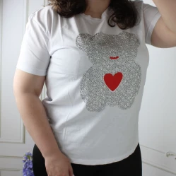 Біла жіноча футболка з ведмедиком Teddy