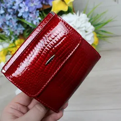 Стильний гаманець червоний 
