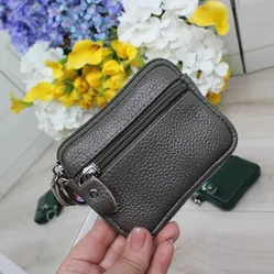 Сірий мінімалістичний гаманець