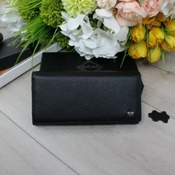 Класичний чорний жіночий гаманець
