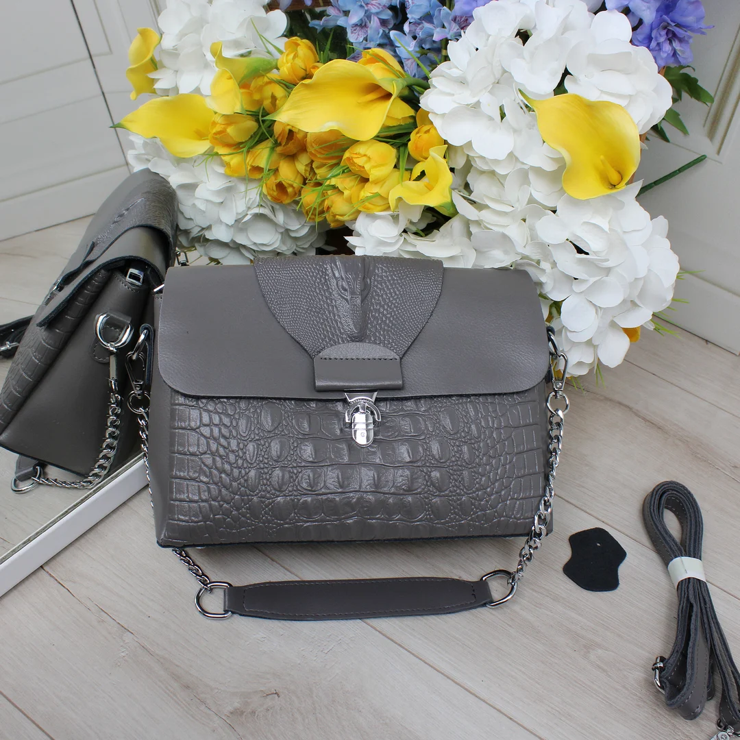 Ергономічна сумка крос-боді графітового кольору для подорожуючих