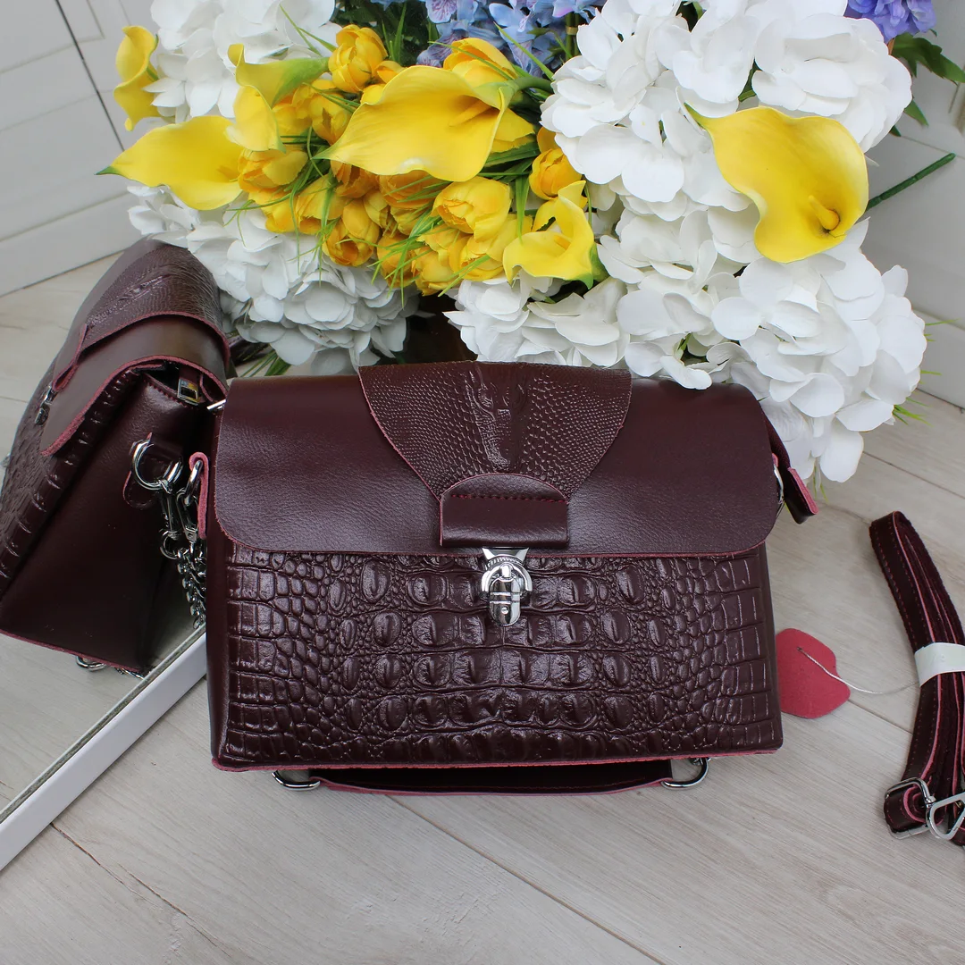 Благородна сумка крос-боді бордо для осінніх міських прогулянок