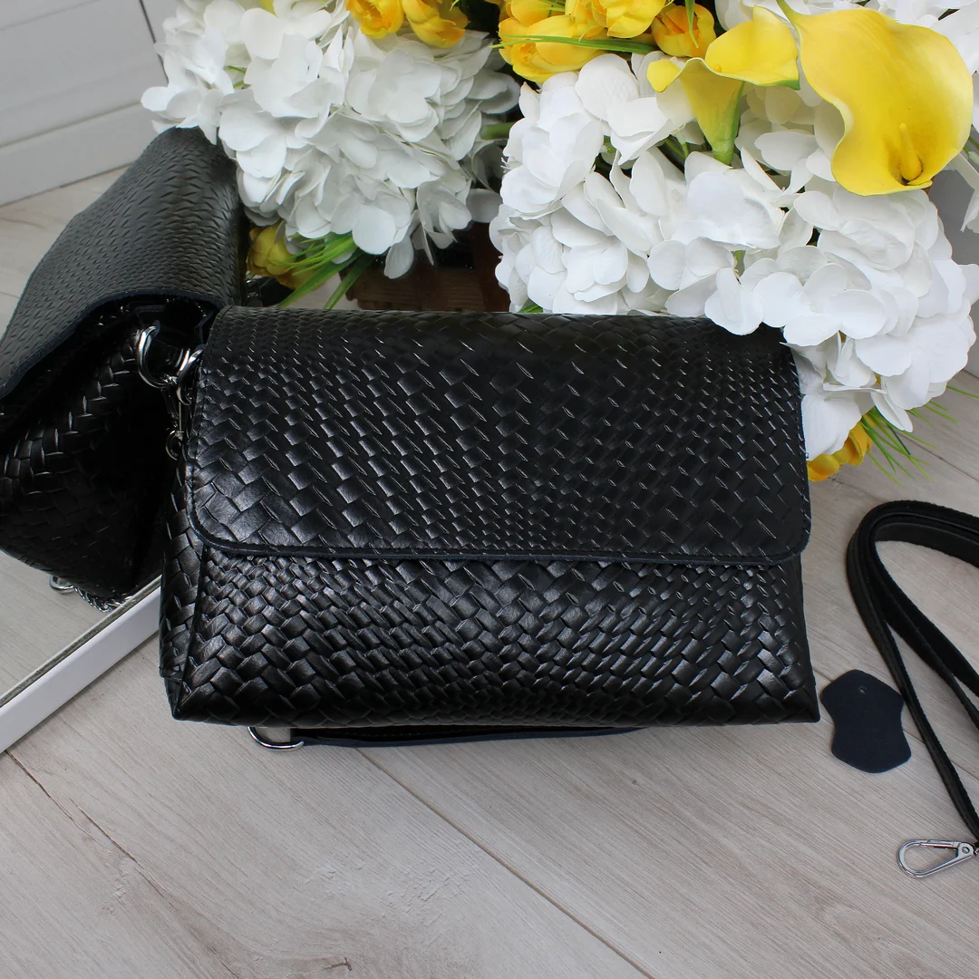 Ділова сумка крос-боді чорна з натуральної шкіри для офісу