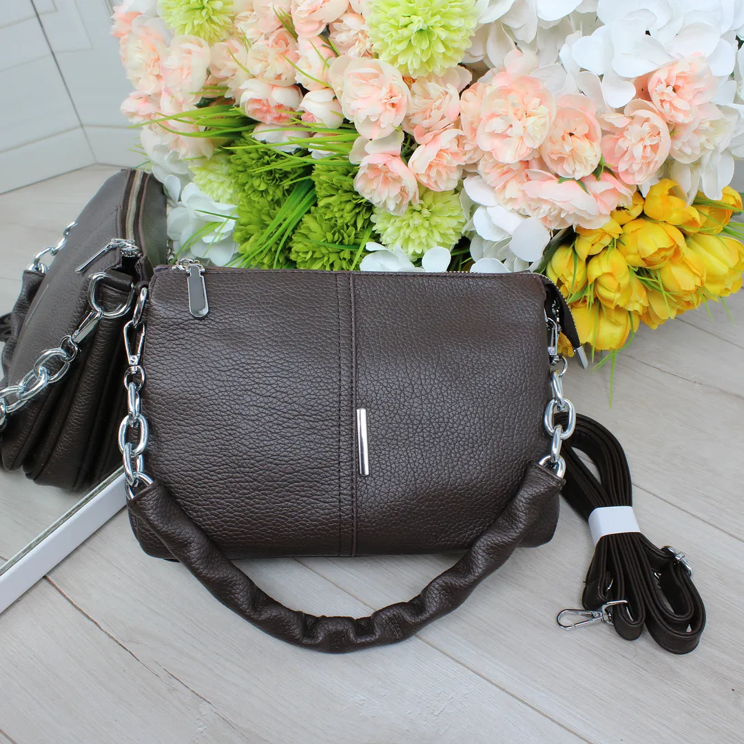 Об'ємна сумка крос-боді Шоколад з трьома відділеннями