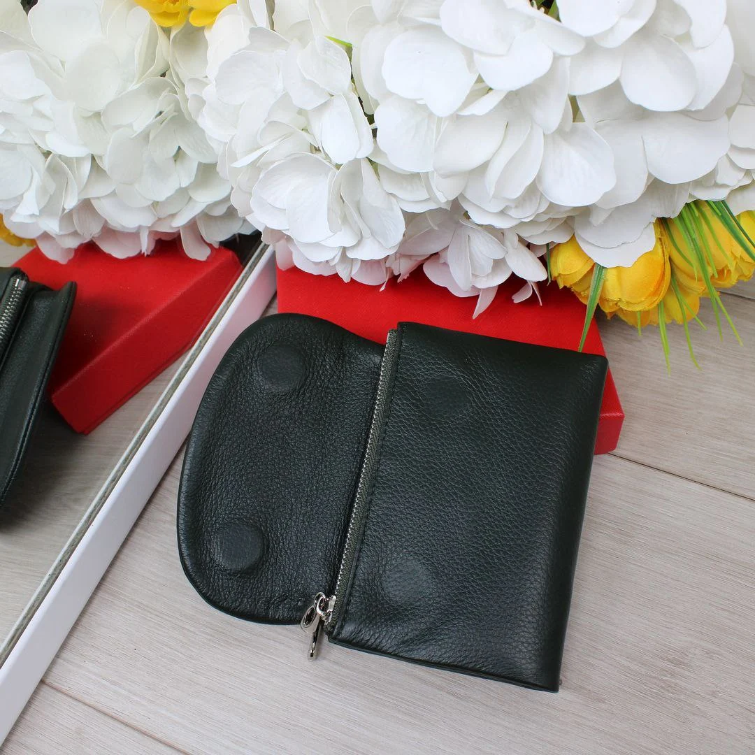 Жіночий зелений гаманець з натуральної шкіри