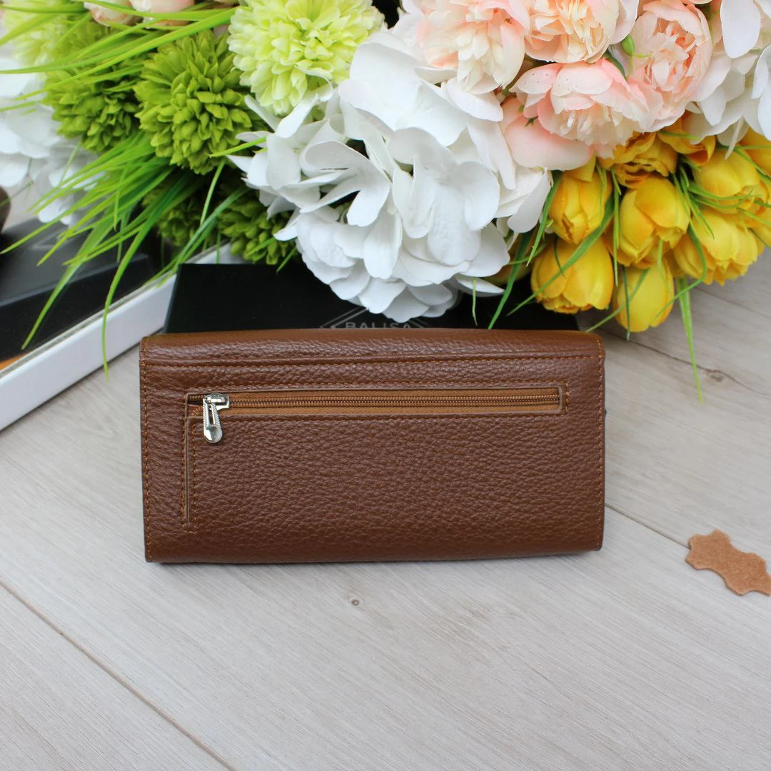 Жіночий гаманець кольору капучіно з натуральної шкіри