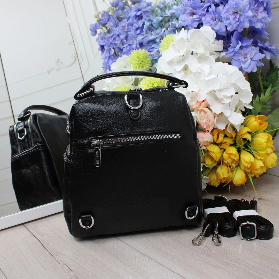 Чорна сумка-рюкзак для офісу елегантна з екошкіри