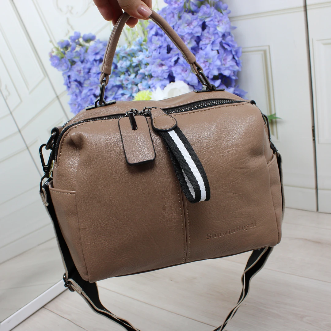 Сумка жіноча через плече мокко для щоденного носіння містка