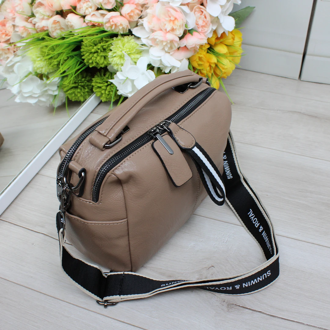 Сумка жіноча через плече мокко для щоденного носіння містка