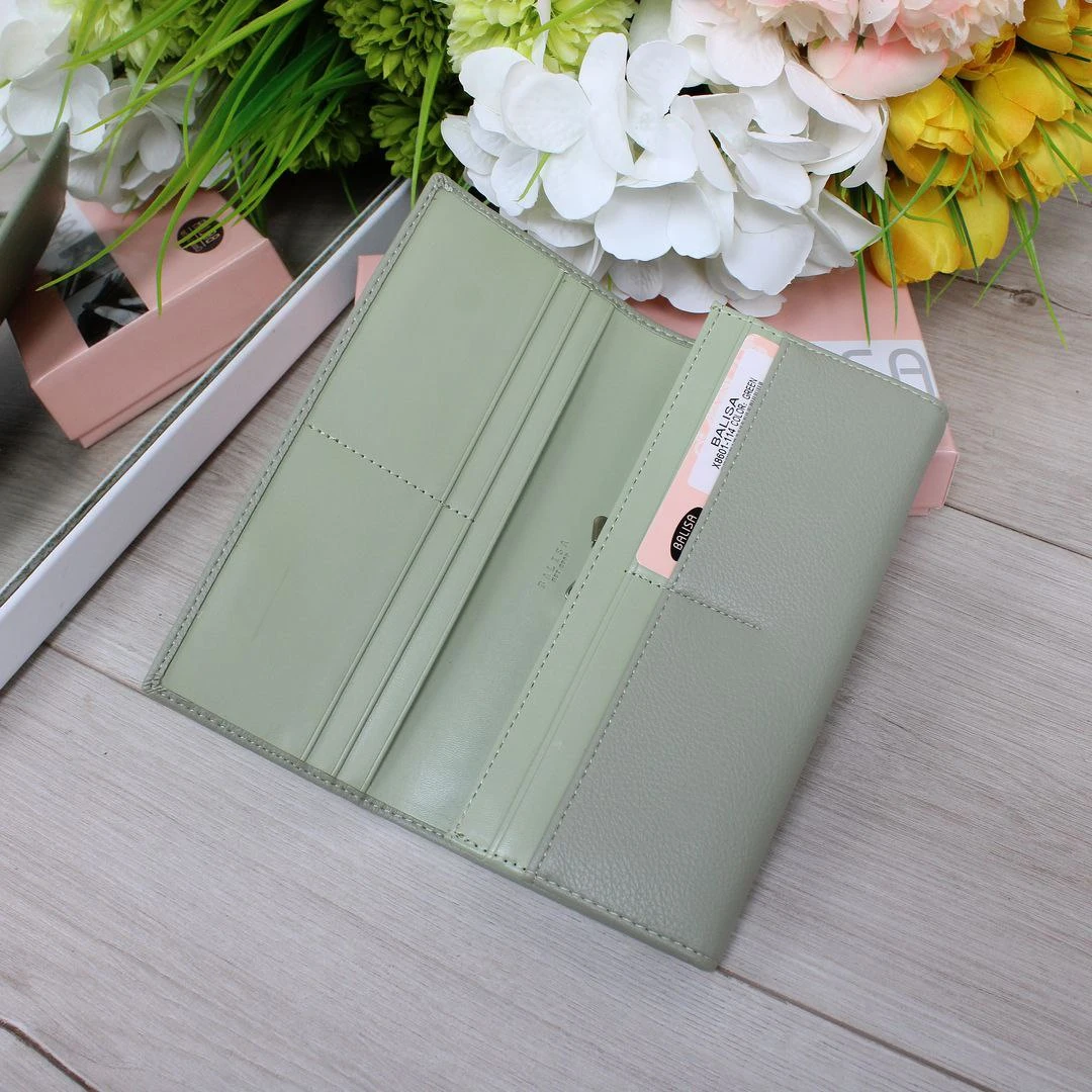 Жіночий гаманець фісташкового кольору