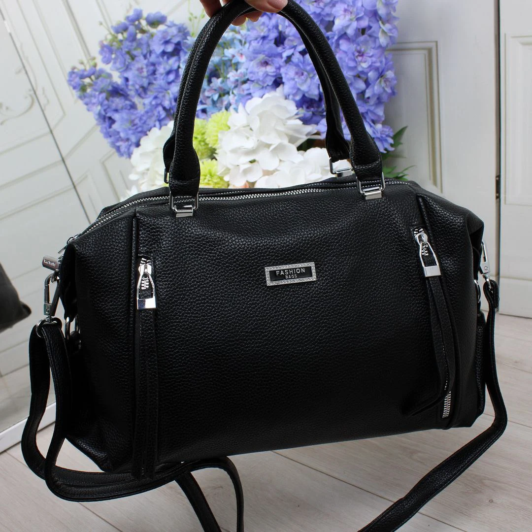 Жіноча чорна сумка крос-боді з екошкіри люкс якості на два відділення через плече