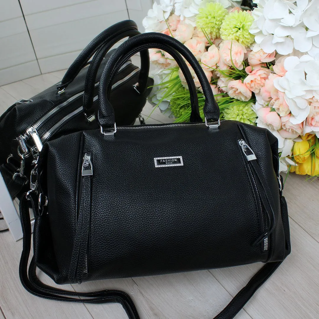 Жіноча чорна сумка крос-боді з екошкіри люкс якості на два відділення через плече