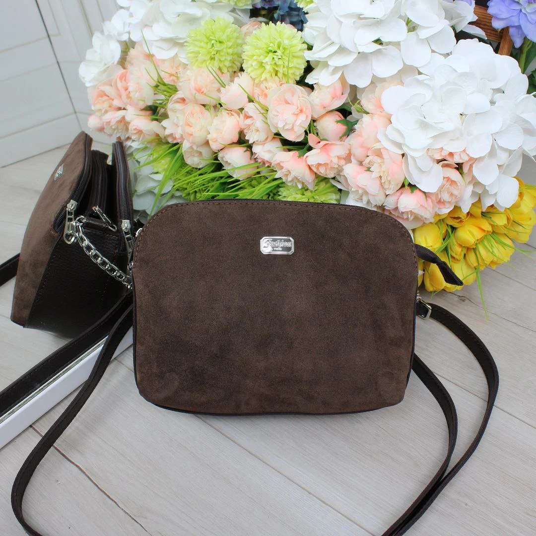 Жіноча сумка шоколадна крос-боді із замші 