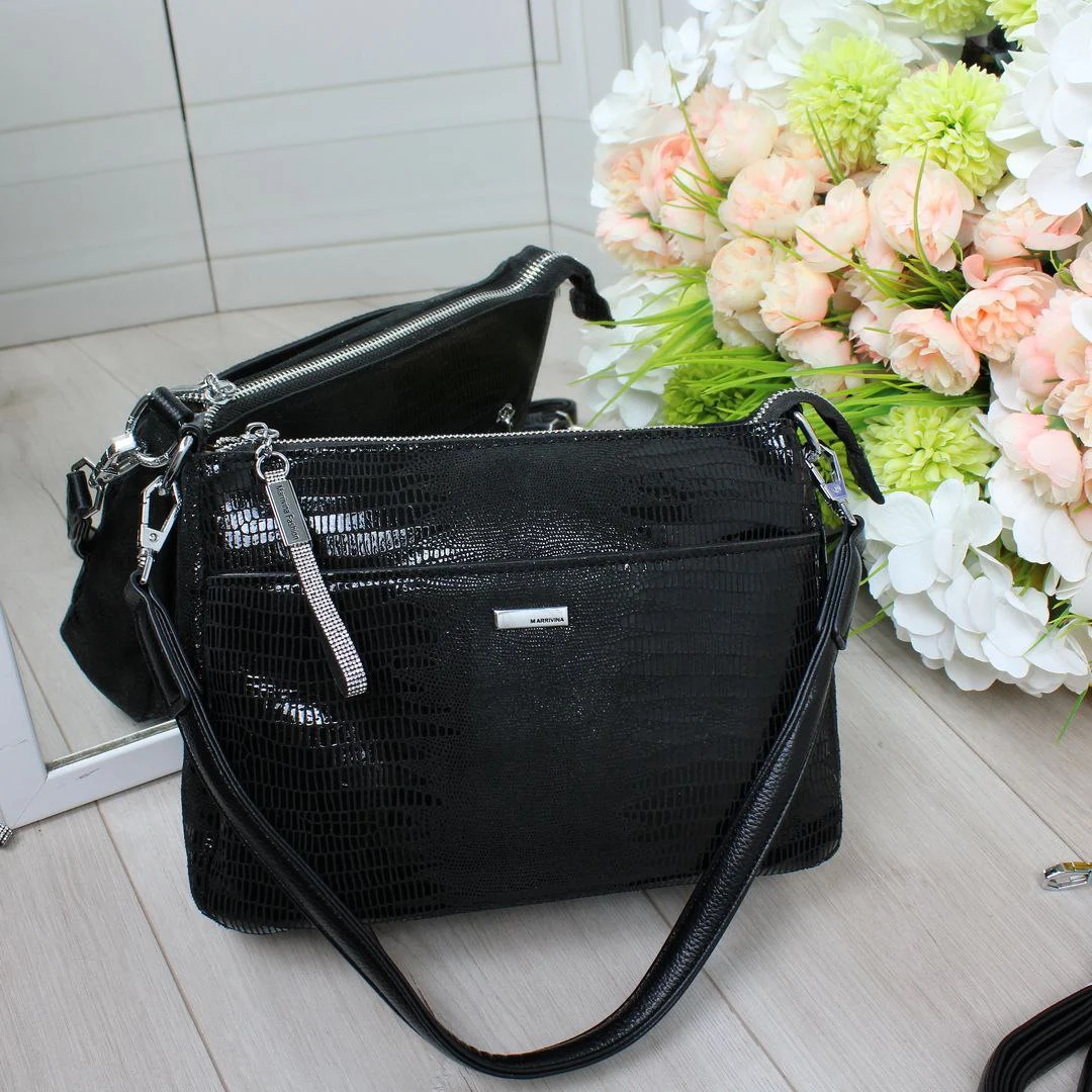 Жіноча чорна сумочка з натуральної лазерної шкіри через плече крос-боді