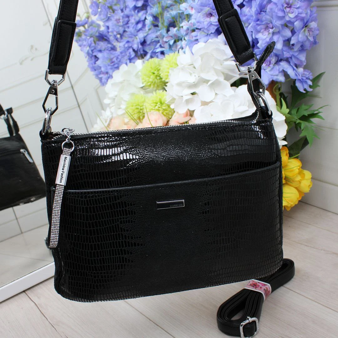 Жіноча чорна сумочка з натуральної лазерної шкіри через плече крос-боді