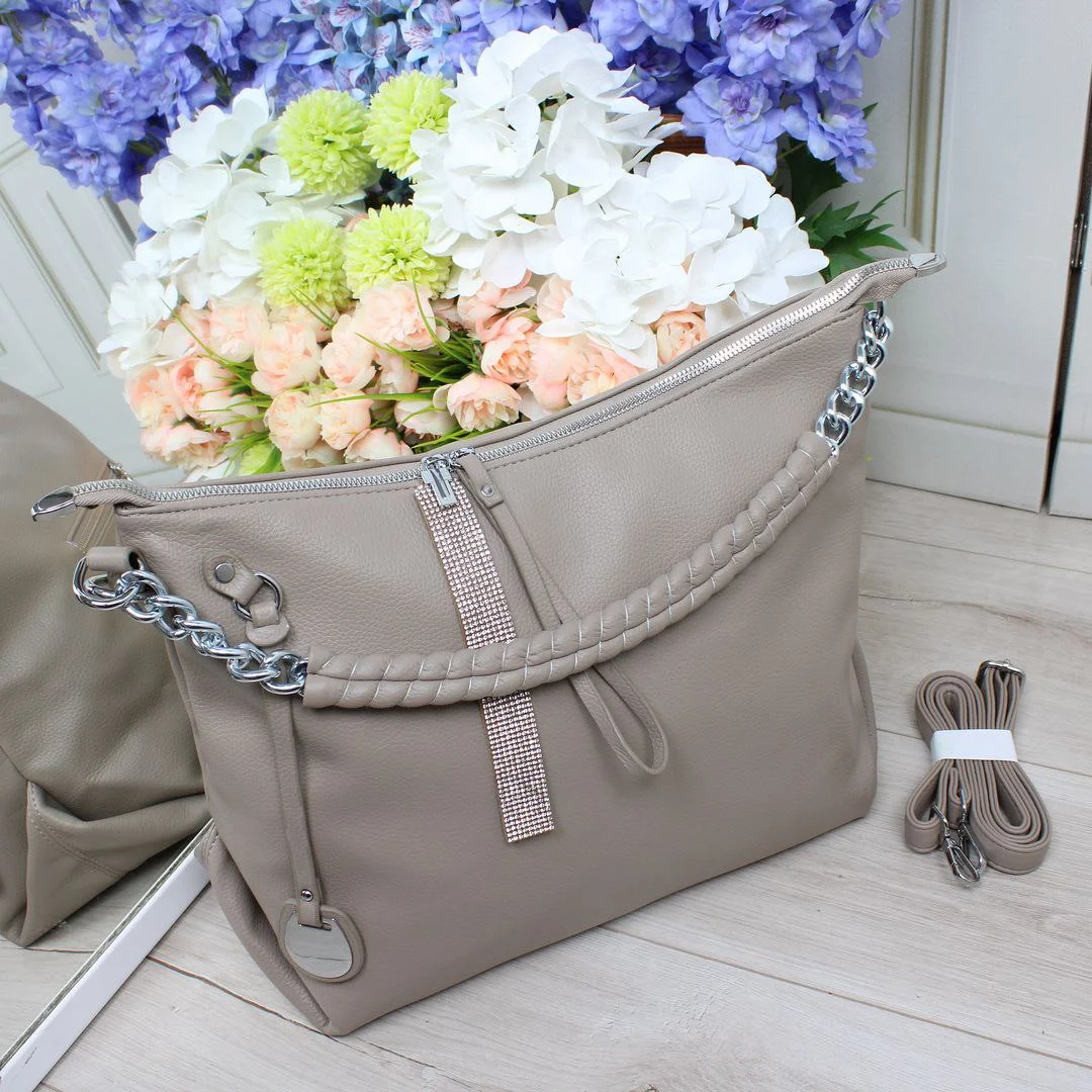 Жіноча сумка-мішок беж для подорожей містка з еко-шкіри